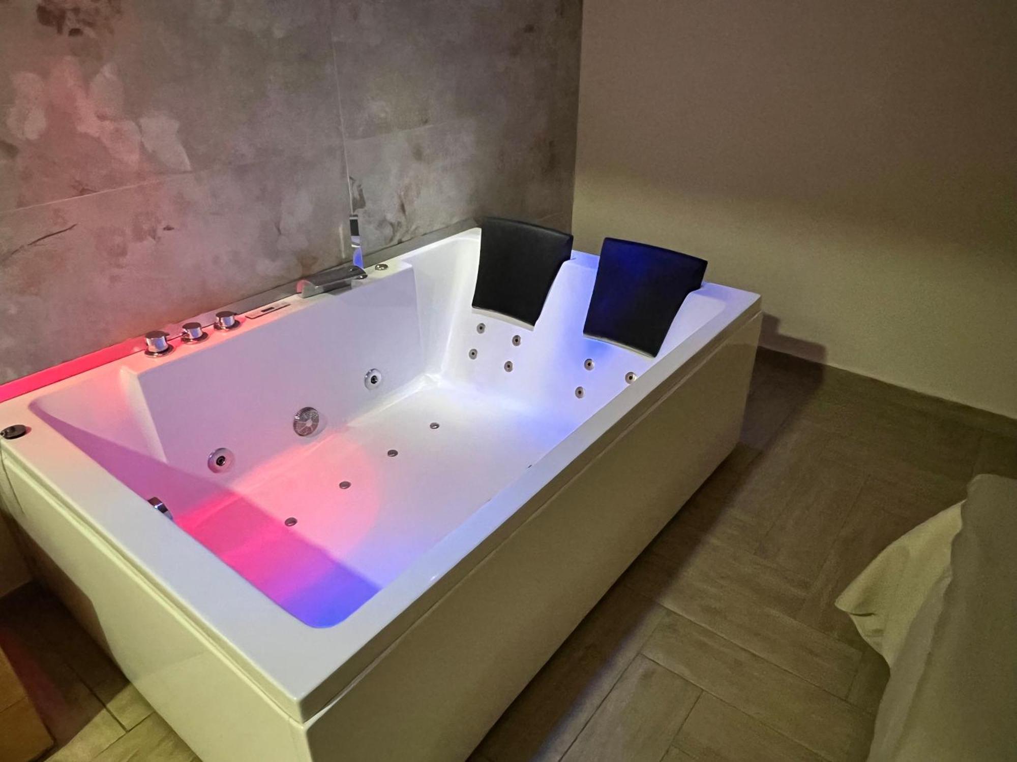 Dei Gerolomini Hotel Napoli Ngoại thất bức ảnh