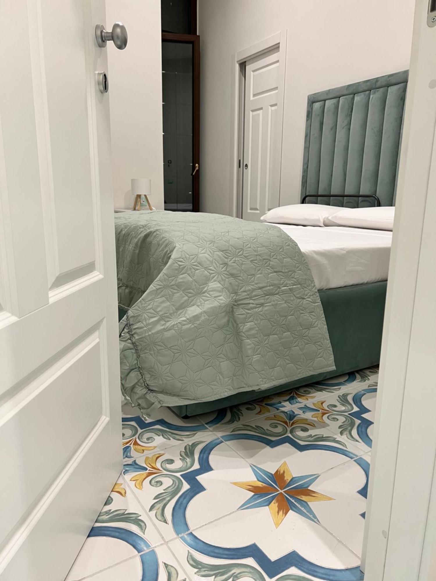 Dei Gerolomini Hotel Napoli Ngoại thất bức ảnh