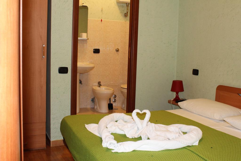 Dei Gerolomini Hotel Napoli Ngoại thất bức ảnh