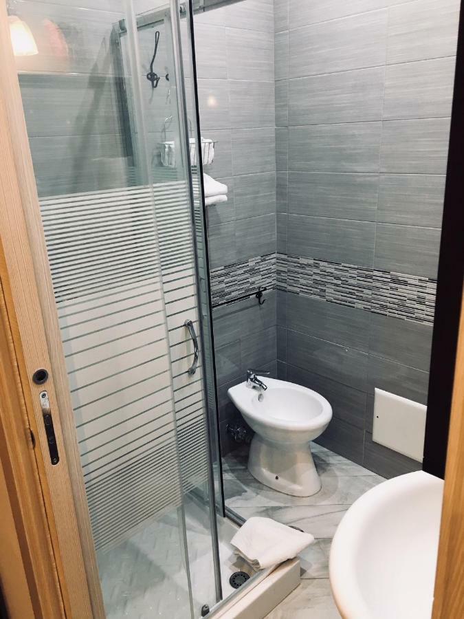 Dei Gerolomini Hotel Napoli Ngoại thất bức ảnh